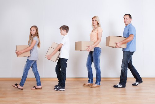 Final stage of a storage complaints procedure with documentation
